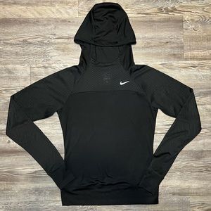 Nike hooded long sleeve shirt